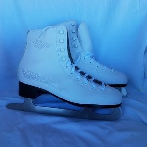 Glider 4000 ice skates